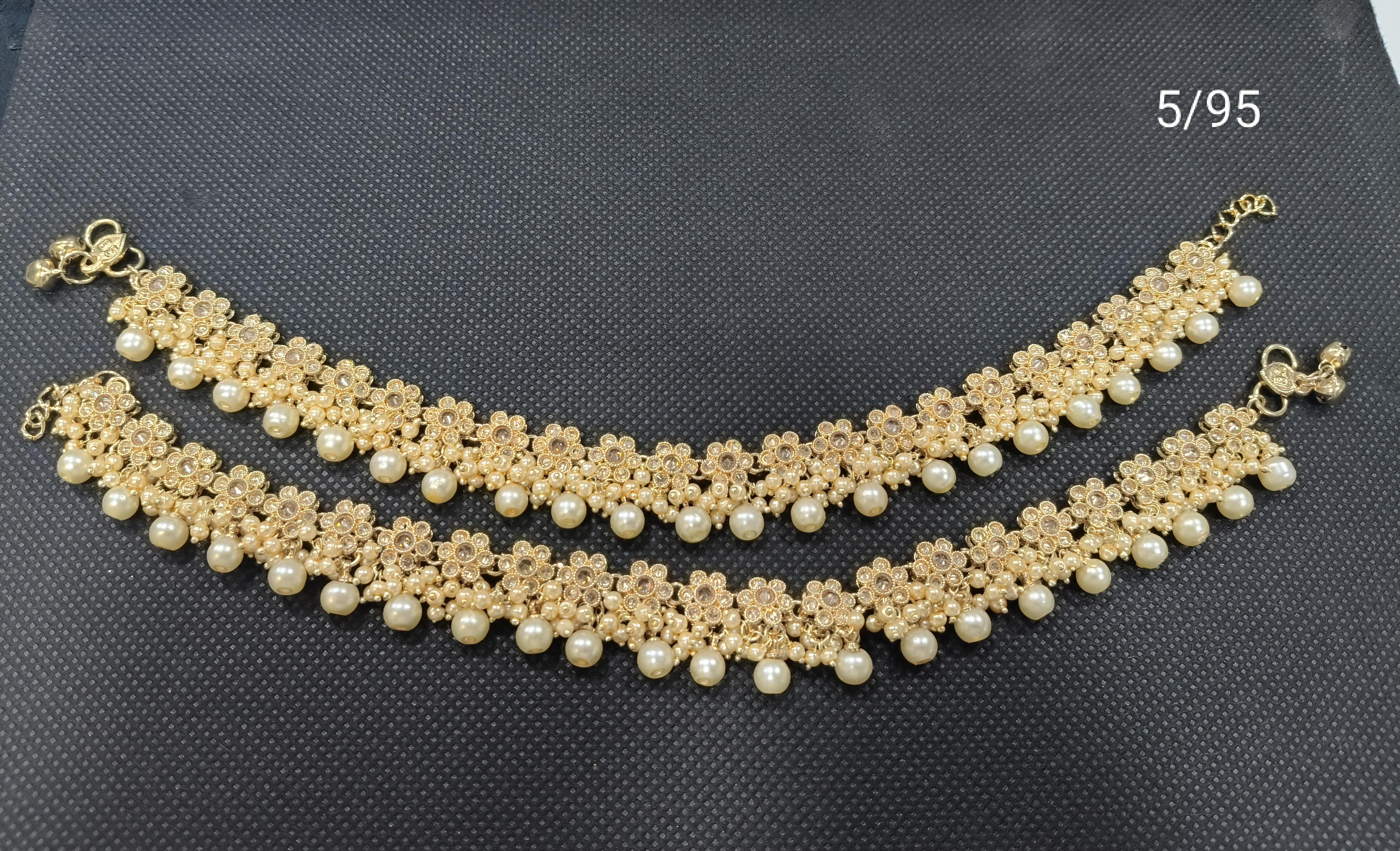 Gold-Tone Floral Pearl Payal Anklet Pair – Traditional Indian Design with Cluster Beads